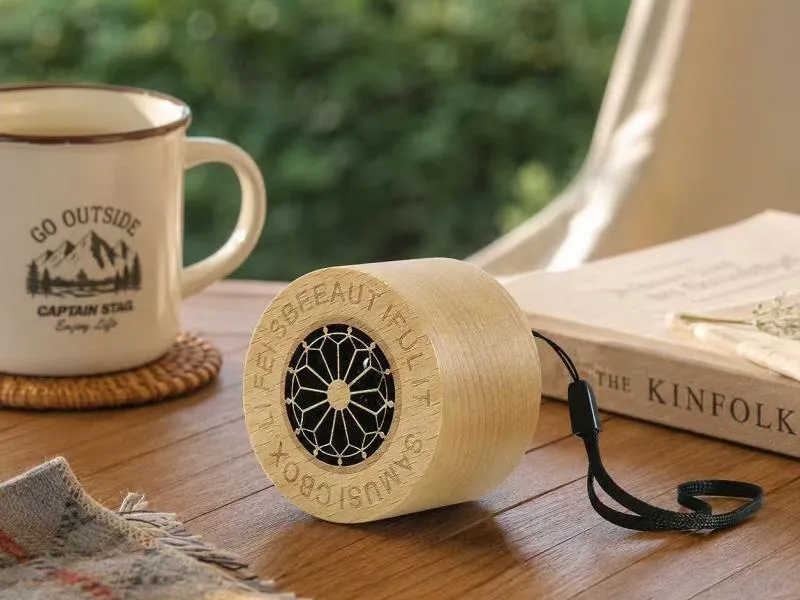 Description of ZTZ020 Natural Small Wooden Bluetooth Speaker
