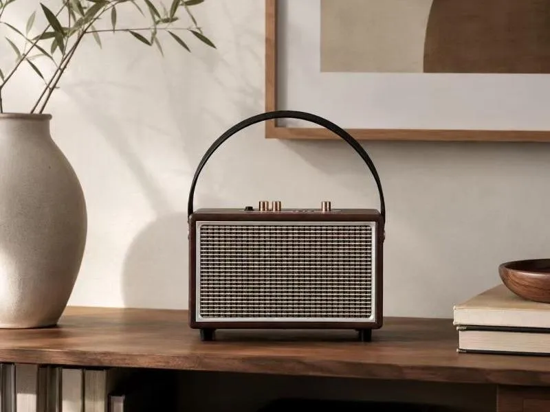 Description of ZTZ024 Brown Portable Wooden Bluetooth Speaker